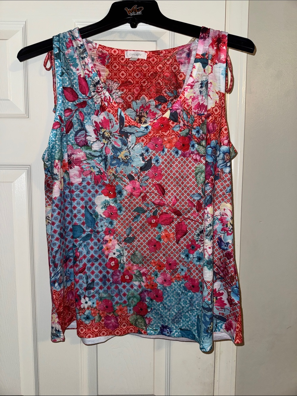 Women's Floral Patchwork Tank Top - Pink & Blue